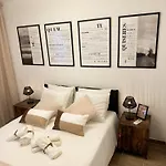 Casa Rustica Em - Karmea's Βίλα