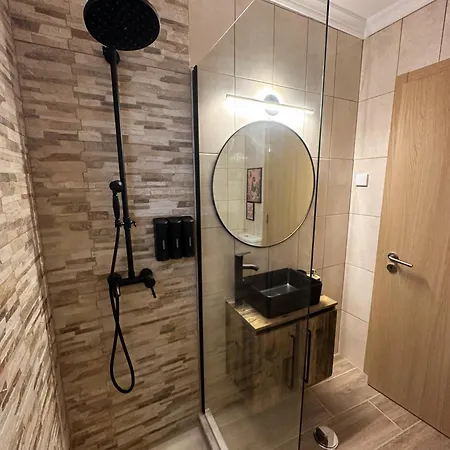 Villa Casa Rustica Em - Karmea's *